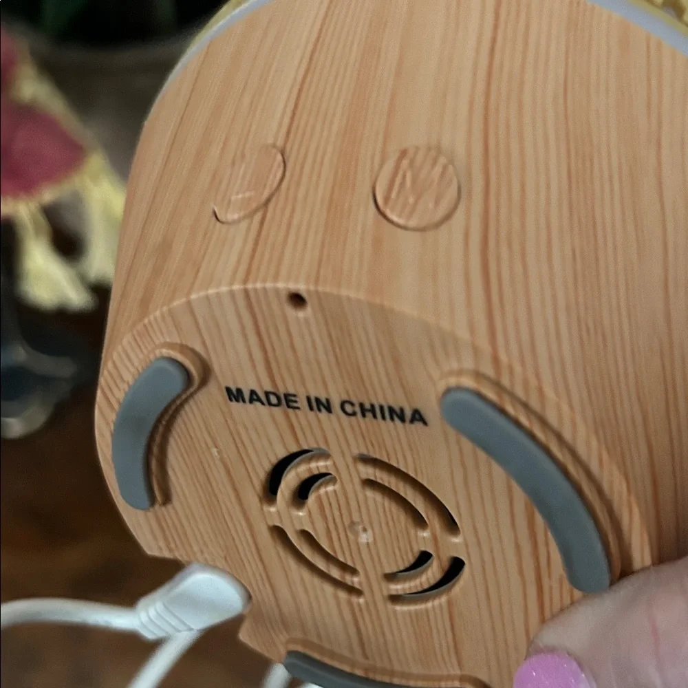 Wood Grain Aroma Diffuser & Essential Oils